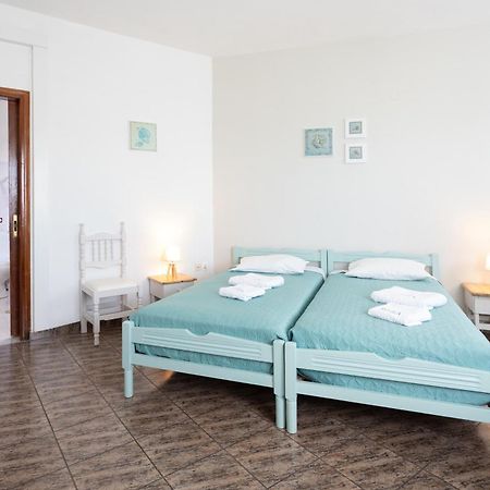 Dora'S Studios & Apartments Megas Gialos - Nites Ngoại thất bức ảnh