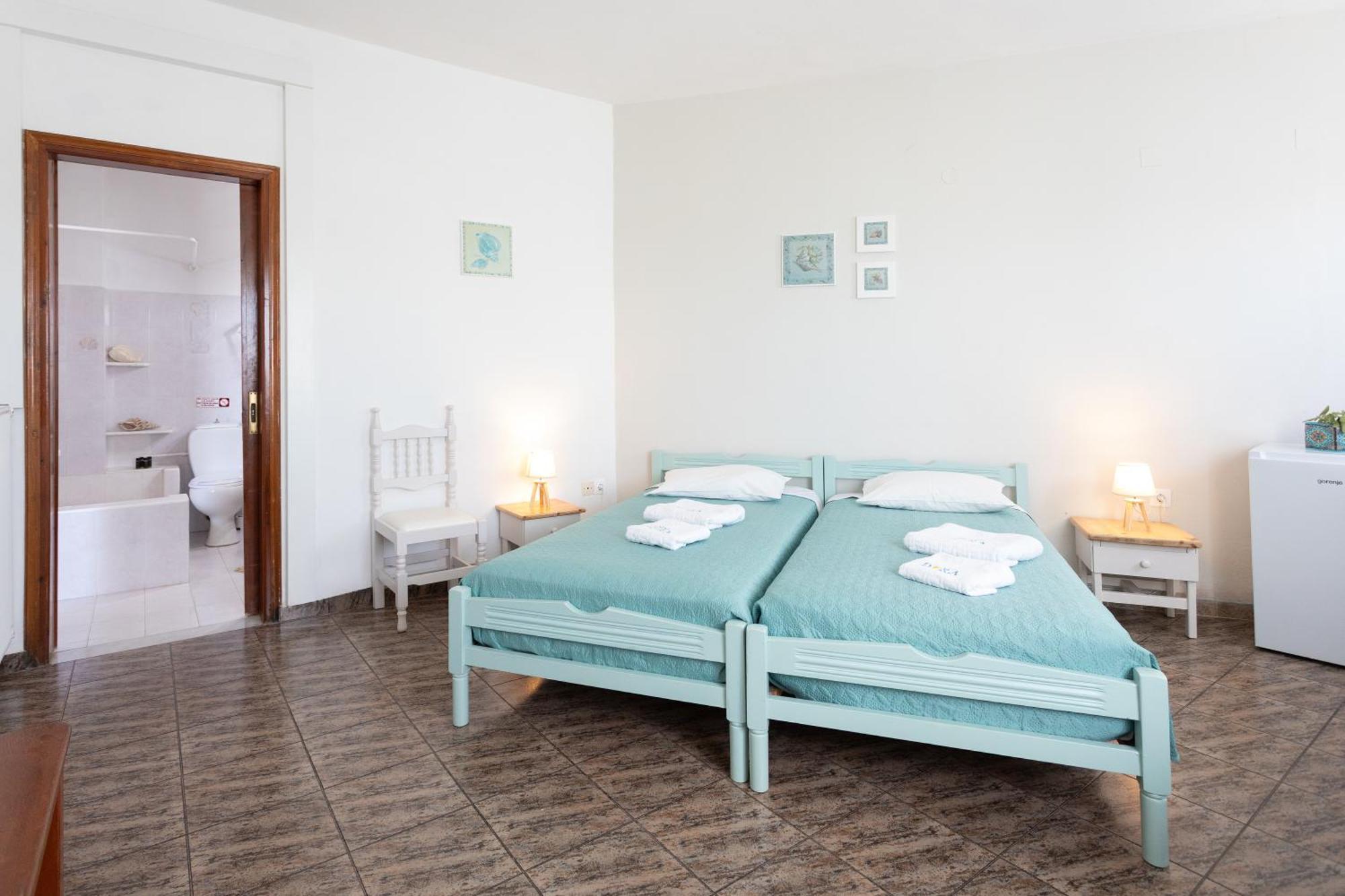 Dora'S Studios & Apartments Megas Gialos - Nites Ngoại thất bức ảnh