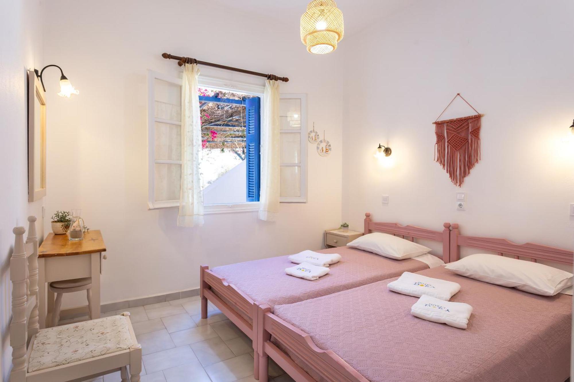 Dora'S Studios & Apartments Megas Gialos - Nites Ngoại thất bức ảnh